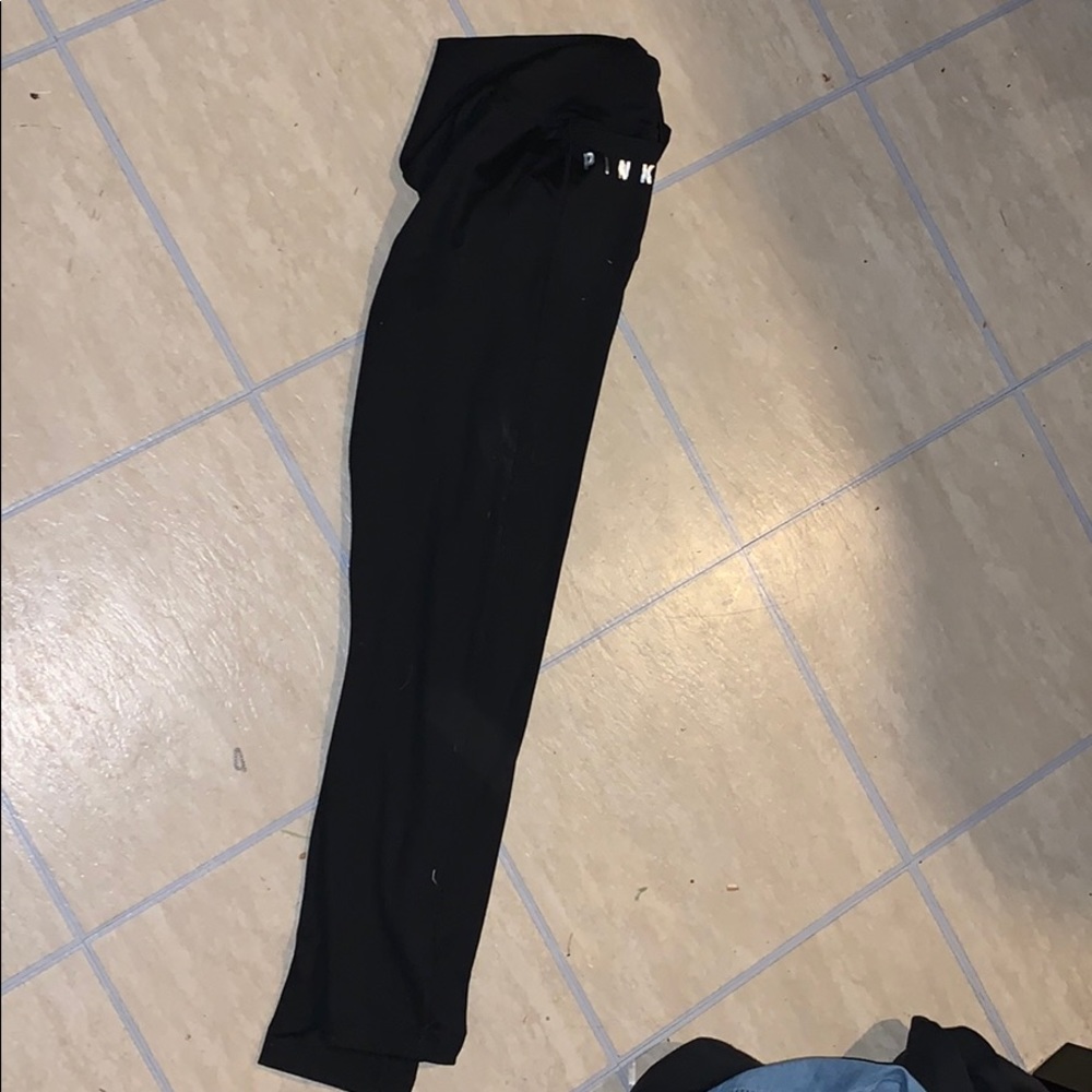 2 black leggings from pink